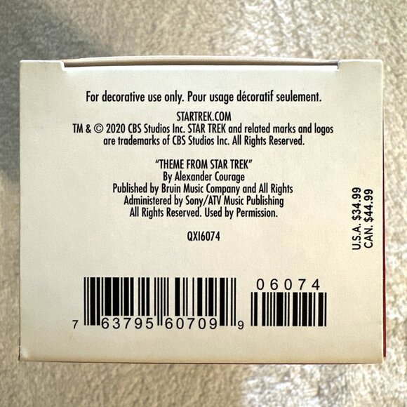 Hallmark Keepsake Star Trek Ornaments Lieutenant Nyota Uhura Light and Sound NEW - Picture 6 of 6